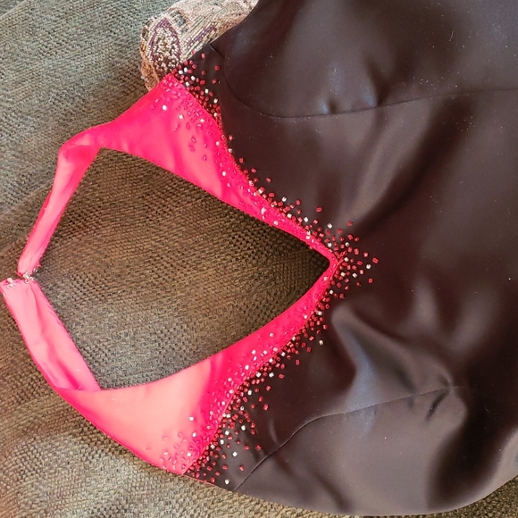 Prom dress - Picture 3 of 4